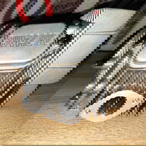 Κεφαλή 3V τριβάλβιδη για παπιά τύπου Honda Astrea καινούργια