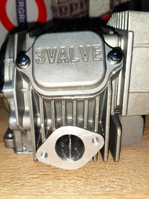 Κεφαλή 3V τριβάλβιδη για παπιά τύπου Honda Astrea καινούργια