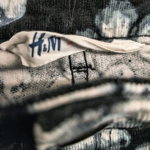 H&M girls' denim skirt size 128 with butterflies and lace, new