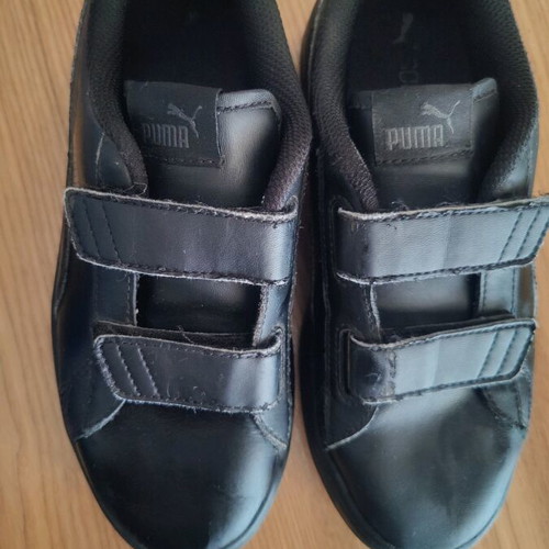 Puma athletic shoes used, size 34, black