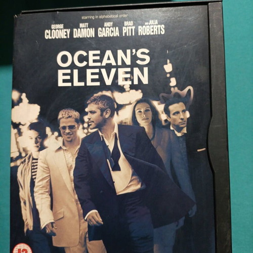 Ocean's Eleven DVD like new