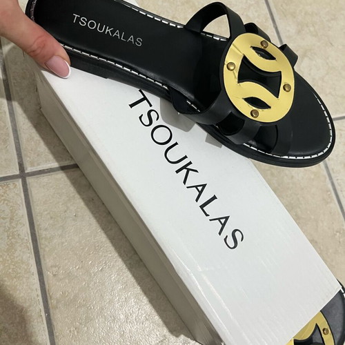 Tsoukalas summer sandal like new, black and gold