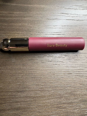 Rare Beauty tinted lip oil δοκιμασμένο μια φορά