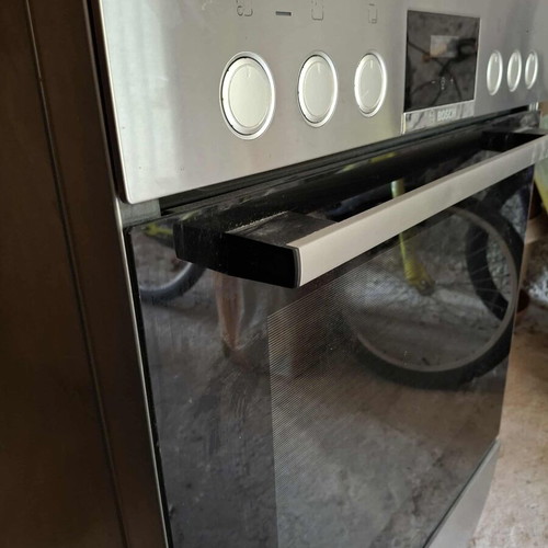 Bosch inox oven with ceramic hobs, energy class A, like new