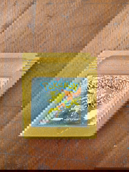 Pokemon Gold Version Nintendo Gameboy