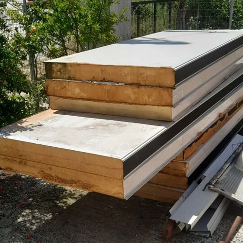 Sandwich panels used, 12cm thickness, polyurethane insulation, white metal