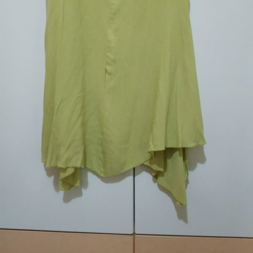 Women's blouse with asymmetrical lace sleeve, like new, size M