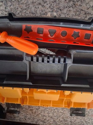 Toy toolbox like new