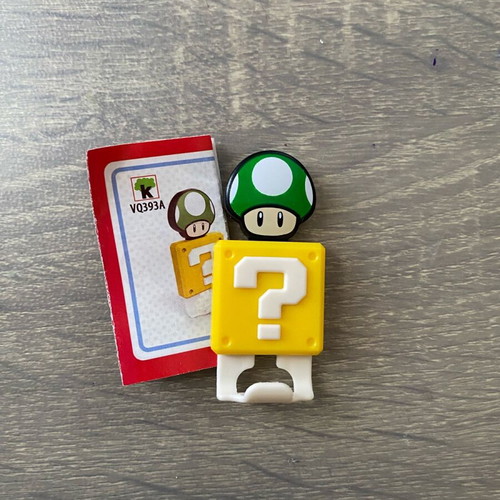 Super Mario kinder joy new