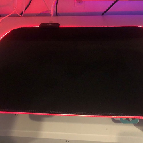 RGB mousepad καινούργιο με εντυπωσιακό φωτισμό για gaming
