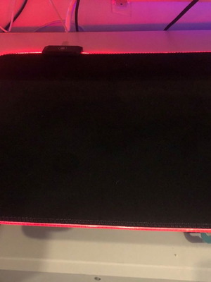 RGB mousepad καινούργιο με εντυπωσιακό φωτισμό για gaming