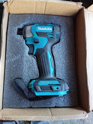 Makita DTD173 παλμικό κατσαβίδι 180Nm καινούργιο, χωρίς μπαταρία