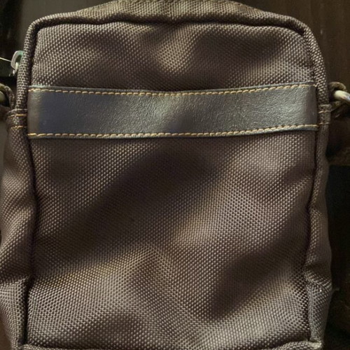 Sabrina leather crossbody bag like new, brown, 4 compartments