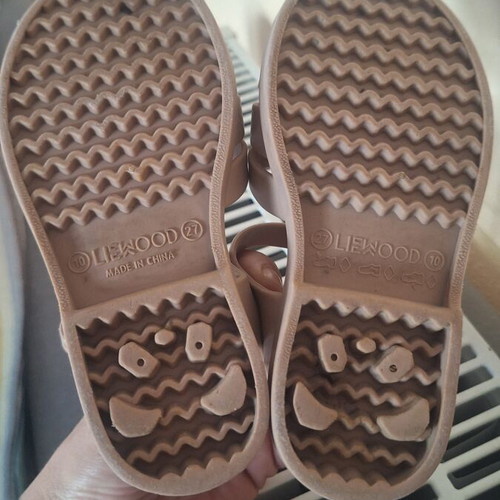 Liewood sandals size 27 like new, old rose color