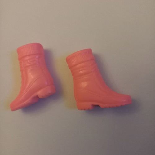 Barbie Gorgeous 90s Fuchsia Pink Boots