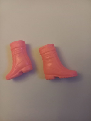 Barbie Gorgeous 90s Fuchsia Pink Boots