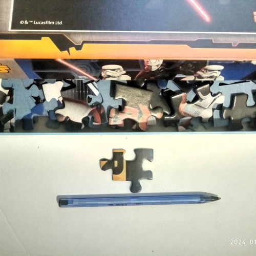 Star Wars Ravensburger kids puzzle 150 pieces like new