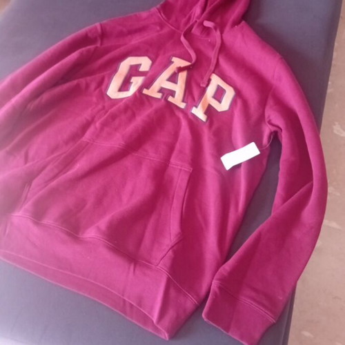 GAP sweatshirt new, size M, burgundy color