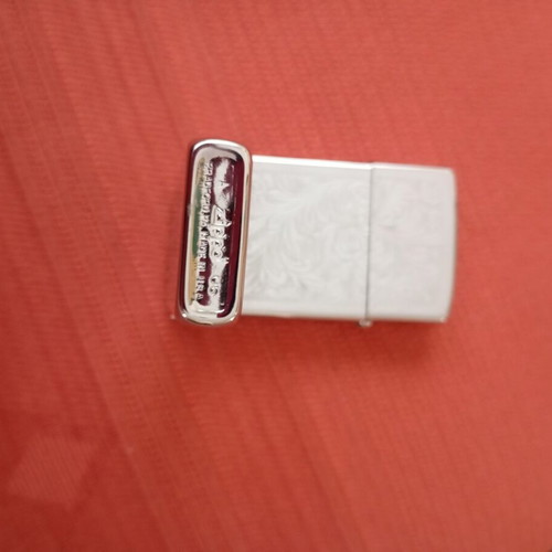Zippo lighters like new, set of 2