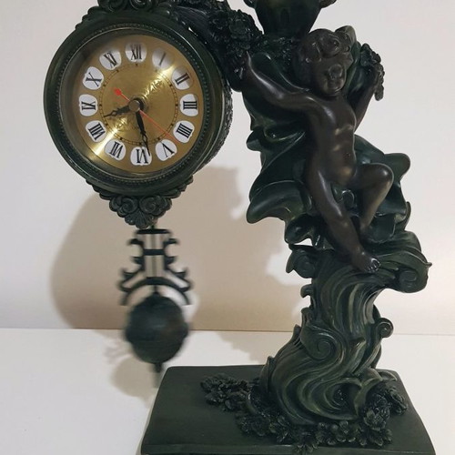 Vintage Table Clock used Italy Style with quartz mechanism