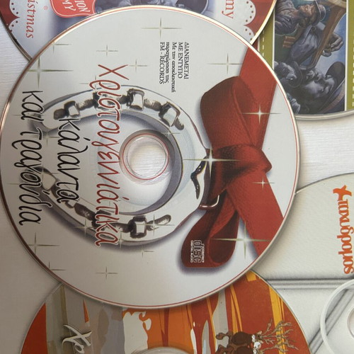 Christmas music CD set used, 5 CDs, traditional