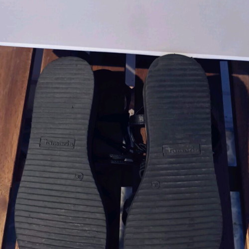 Tamaris Comfort women's sandals size 38 black like new