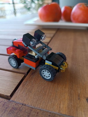 Lego Creator Desert Racers 31040 like new