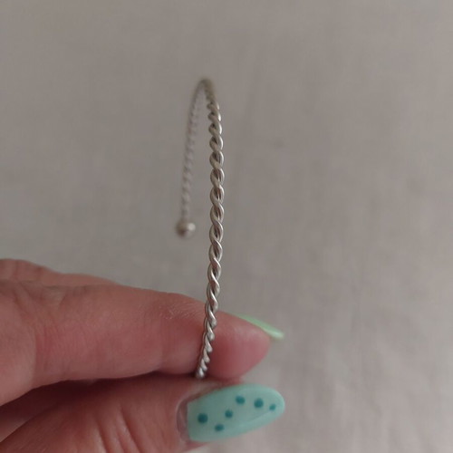Bracelet from stainless steel like new, thin and light, silver color