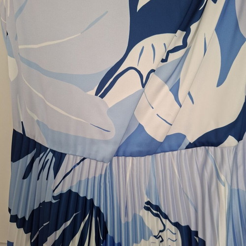 Motf dress like new, romantic, white and blue, size L