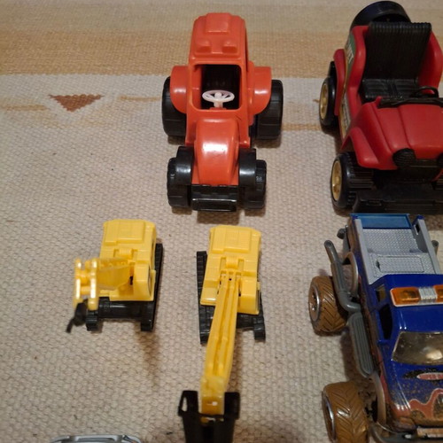 Various toy vehicles, assorted sizes, set
