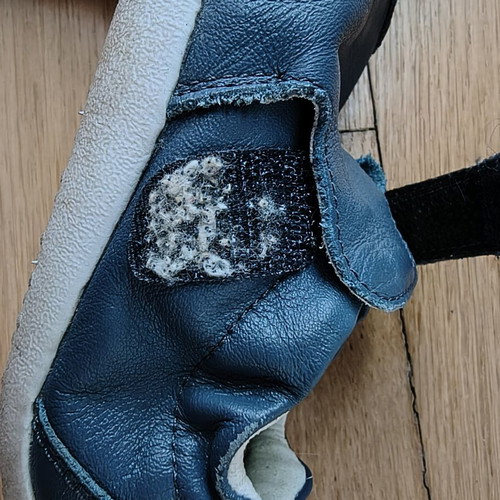 Bobux baby shoes size 21, blue leather