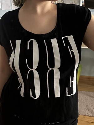 Black T-shirt A-Style new, elastic off shoulder