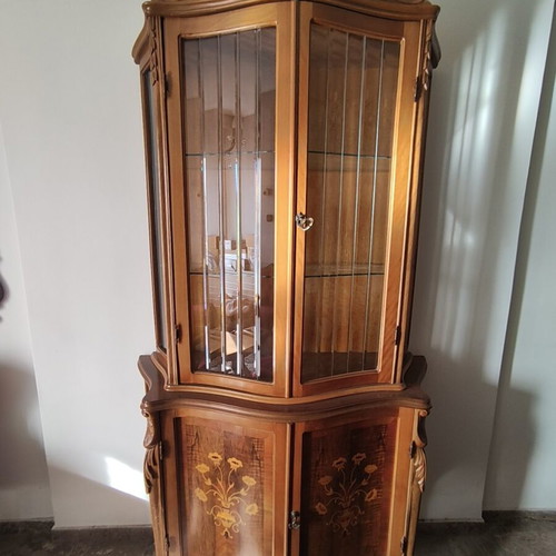 Vintage living room showcase like new, 2 parts with glass and wooden doors