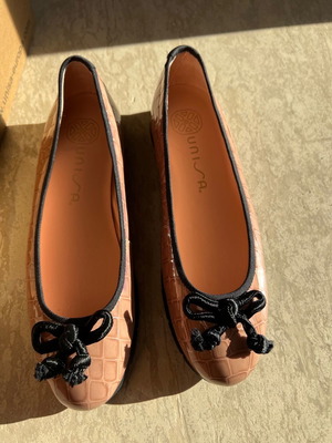 Unisa Women's Ballerina Shoes New Size 38 Beige Genuine Leather