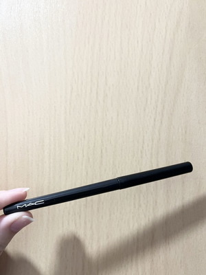 Mac Graphblack Eye Liner Black like new