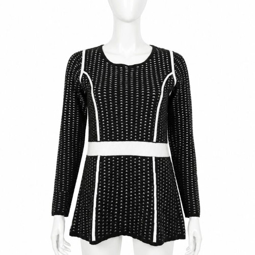 Calvin Klein women's black and white sweater like new, size L