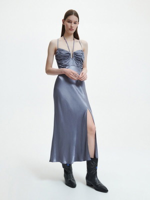 Reserved dress like new, size S, elegant design with slit detail