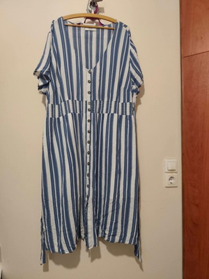 Plus size midi dress used with buttons and elastic waist, white and blue