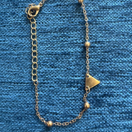 Bracelet for hand or foot like new with triangle detail