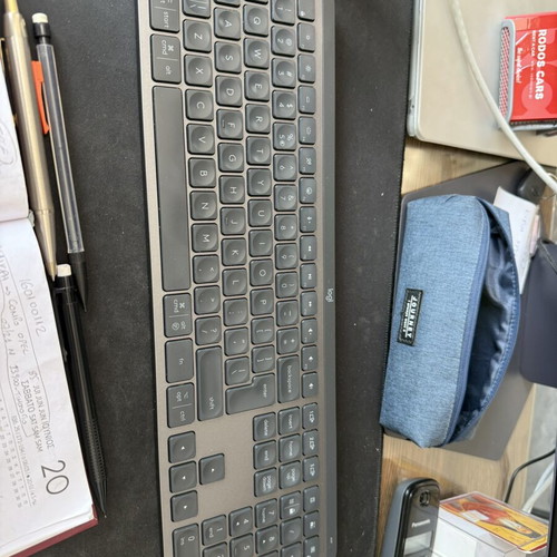 Logitech MX Keys S keyboard like new