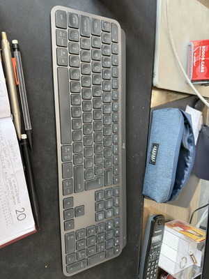 Logitech MX Keys S keyboard like new