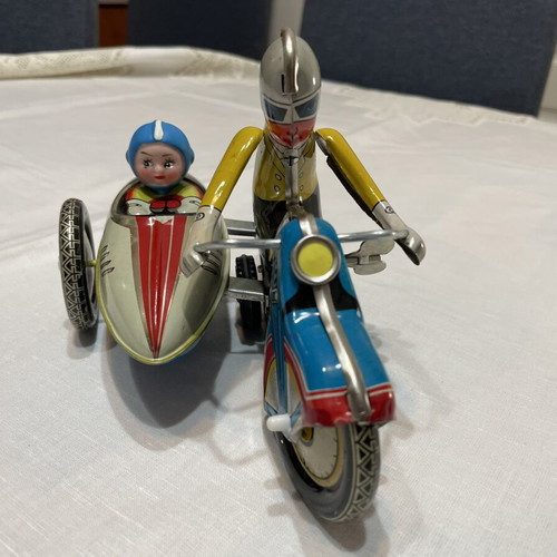 Tricycle motorcycle vintage tin wind-up toy like new