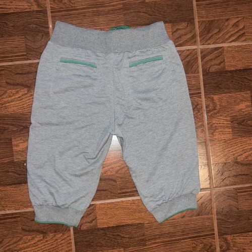 Short Grey Elastic Waist Pants used, comfortable fit