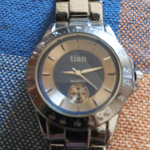 Tian Quartz men's watch silver, like new, full functional