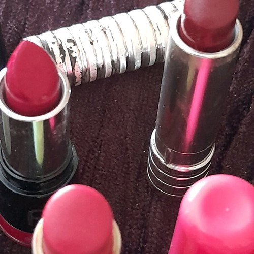 Lipsticks used, pack of 6 with Clinique, Pixi, Liposan