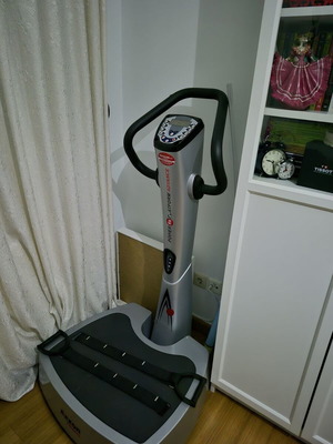 Axxon Power Fit-Platform Advance vibration platform like new