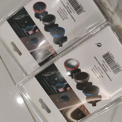 Magnetic smartphone holders new, pack of 2 red