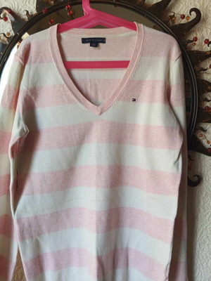 Tommy Hilfiger sweater used, white and pink striped, size XS
