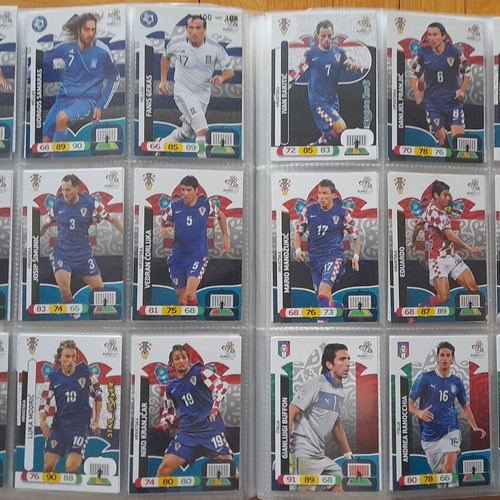 UEFA Euro Poland-Ukraine 2012 Adrenalyn XL album with 223 base cards used