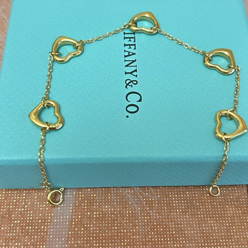 Tiffany & Co bracelet with hearts, new model